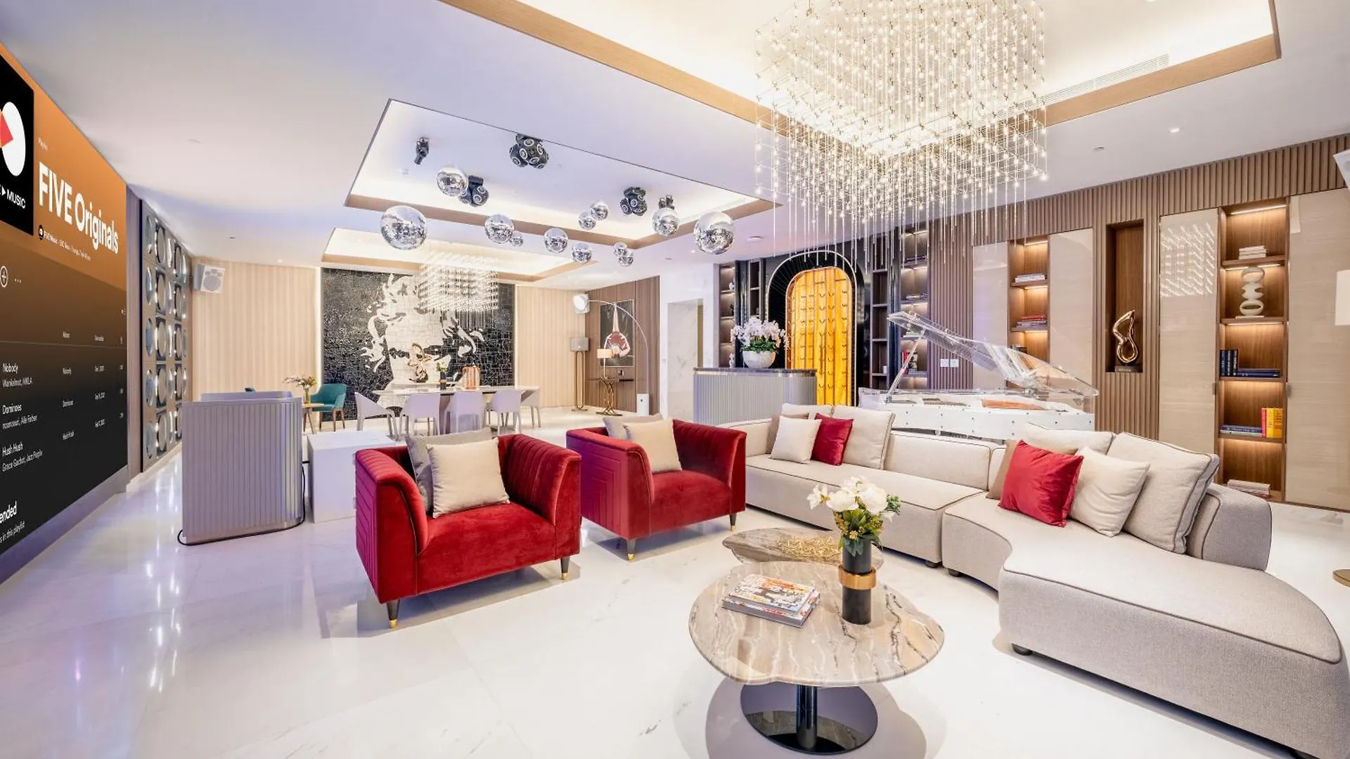 *****  Hotel Five Luxe Dubái Emiratos Árabes Unidos