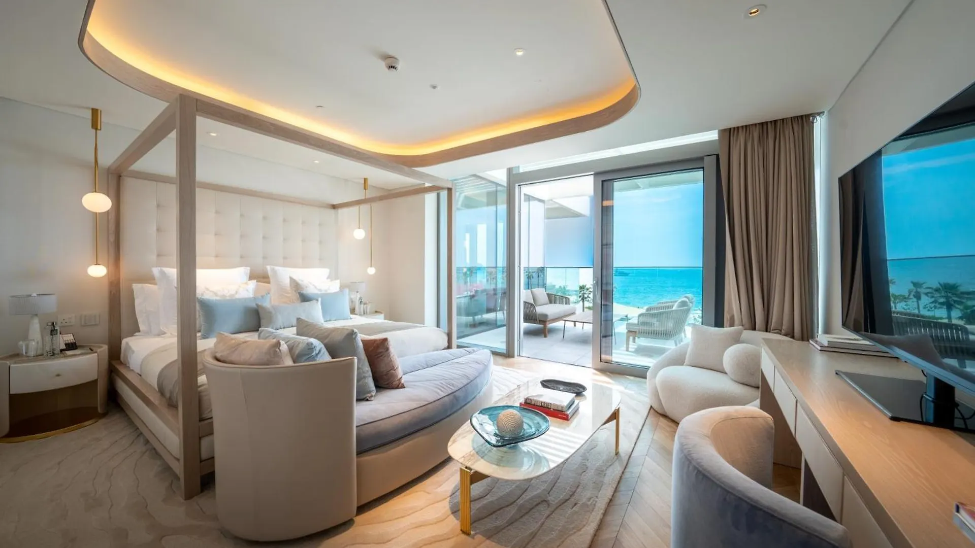 Hotel Five Luxe Dubai