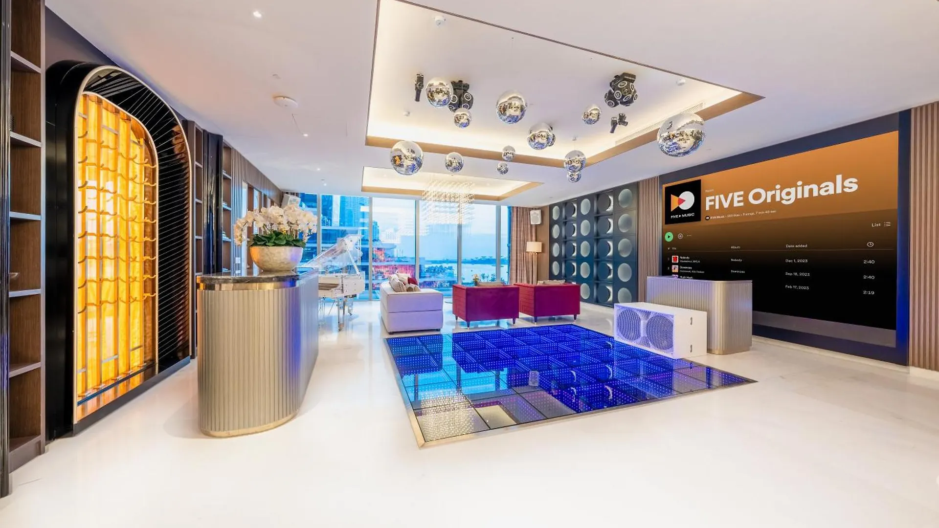 Hotel Five Luxe Dubai